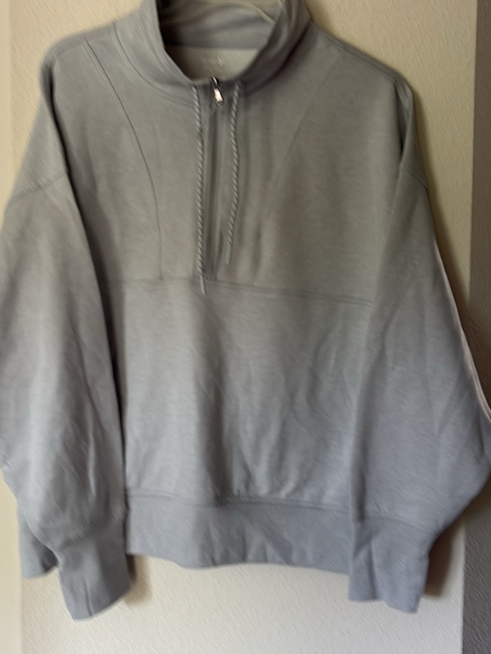 Old Navy Light Gray Pullover Sweatshirt